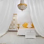 Alojamento de Acomodação e Pequeno-almoço Yiara (adults Only)