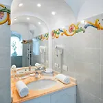 Alojamento de Acomodação e Pequeno-almoço Yiara (adults Only) 4*