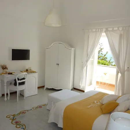 Yiara Bed & Breakfast Positano