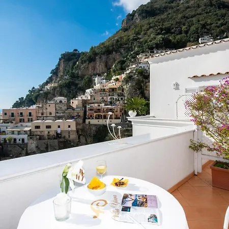 Oda ve Kahvaltı Yiara (adults Only) 4*