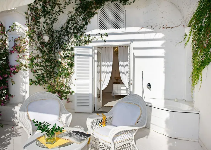 Yiara (adults Only) 4*