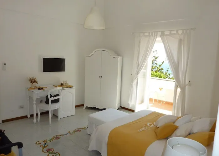 Yiara (adults Only) Bed and Breakfast Ποζιτάνο