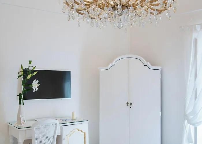 Bed & Breakfast Yiara 4*