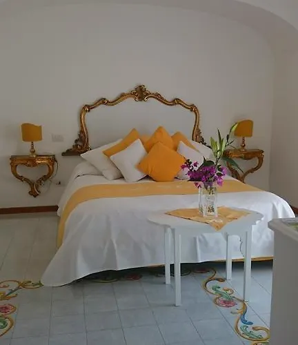 Couette-café Yiara (adults Only) Positano