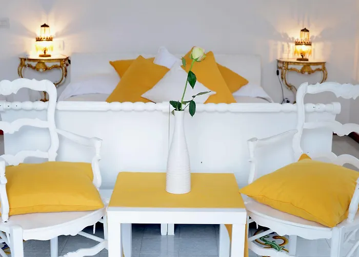 Yiara (adults Only) 4*