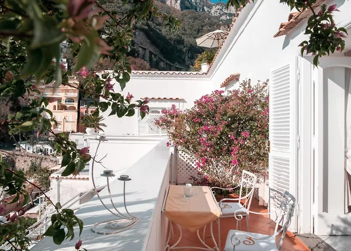 Yiara (adults Only) 4*