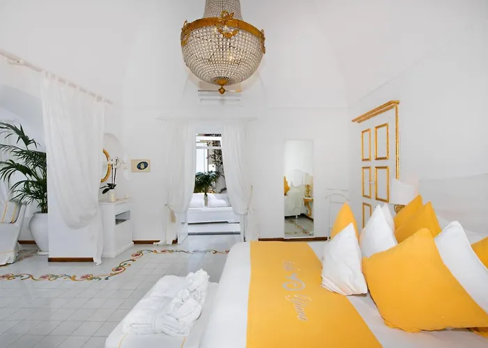 Yiara (adults Only) 4*