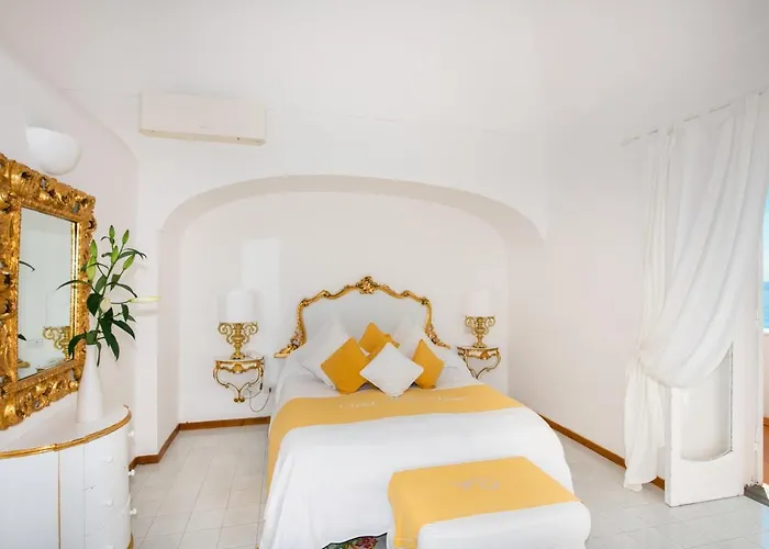 Yiara (adults Only) 4* Ποζιτάνο