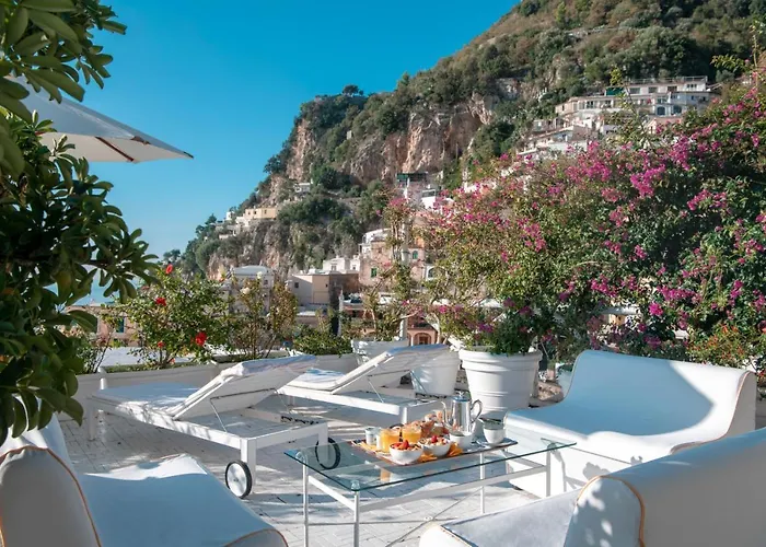 Yiara (adults Only) Ποζιτάνο