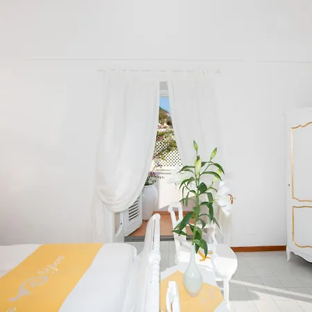 Yiara (adults Only) Frühstückspension 4*