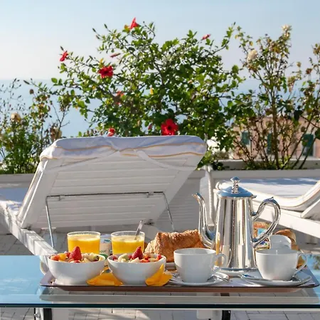 Bed & Breakfast Yiara (adults Only)