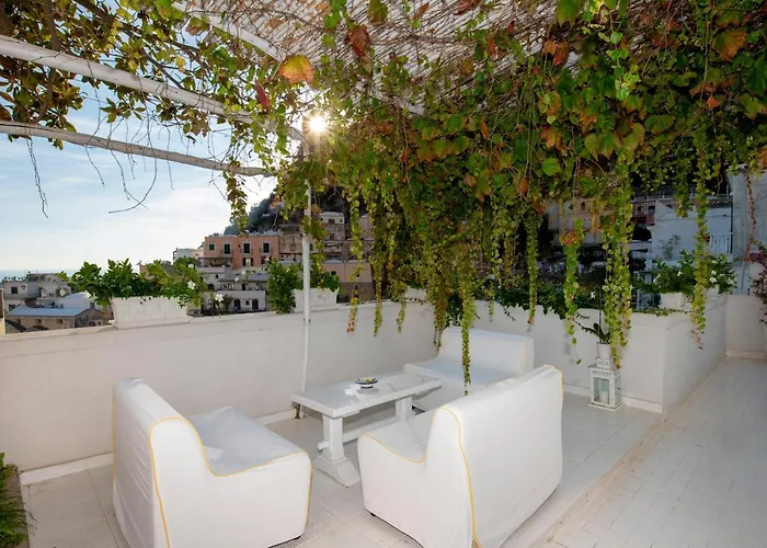 Bed & Breakfast Yiara (adults Only)