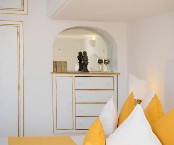 Yiara (adults Only) Bed & Breakfast